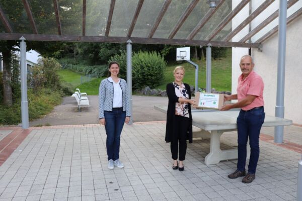 2021-09 Vesperdosen-Übergabe